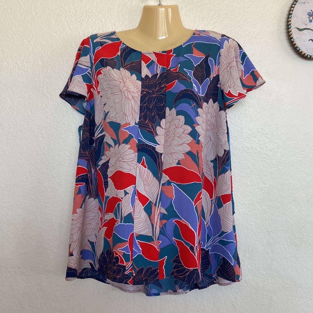 Tahari Floral Flutter Sleeve Blouse